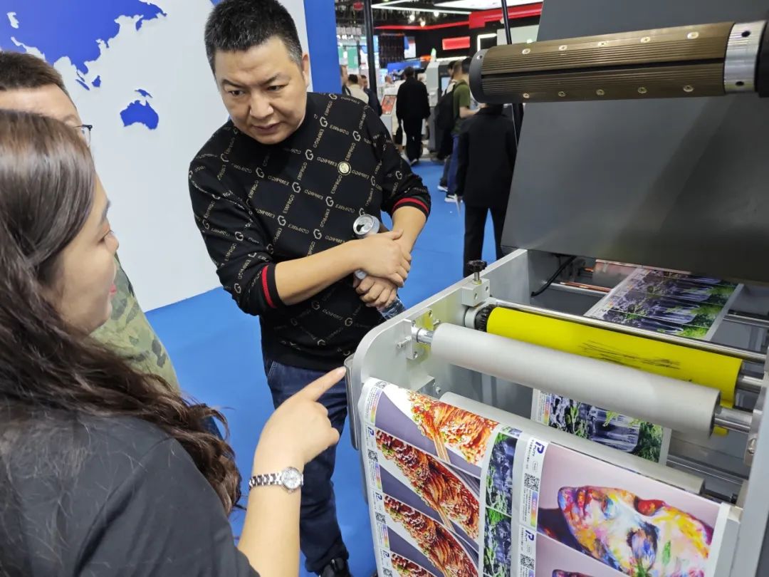 華南國際標簽展圓滿落幕!普貼科技以硬核實力引領標簽新未來!(圖6) 華南國際標簽展圓滿落幕!普貼科技以硬核實力引領標簽新未來!(圖6)