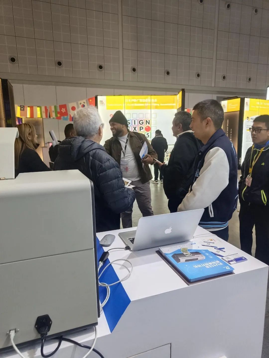 好評連連!普貼科技在2025上海國際廣印展大放異彩(圖8) 好評連連!普貼科技在2025上海國際廣印展大放異彩(圖8)